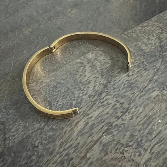 Gold tone roman numeral hinged bangle bracelet - Picture 4 of 6